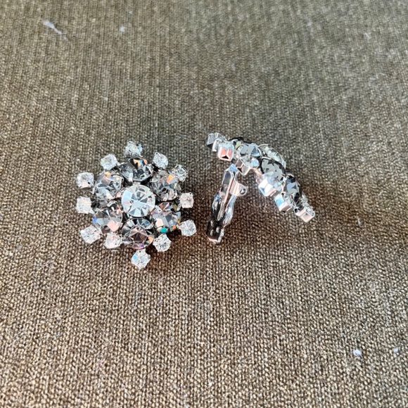 Vintage crystal earrings - Picture 3 of 5